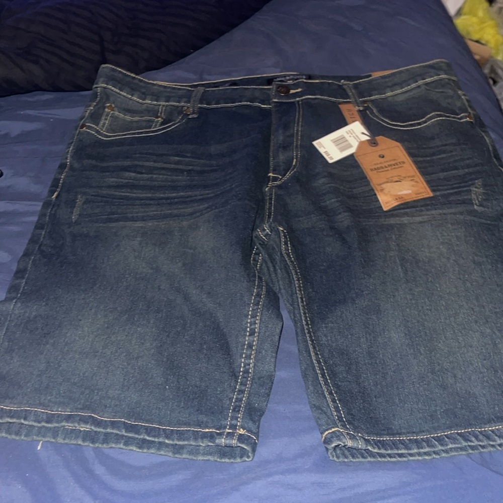 Men Rags and Rivets shorts size 38 - Picture 2 of 3